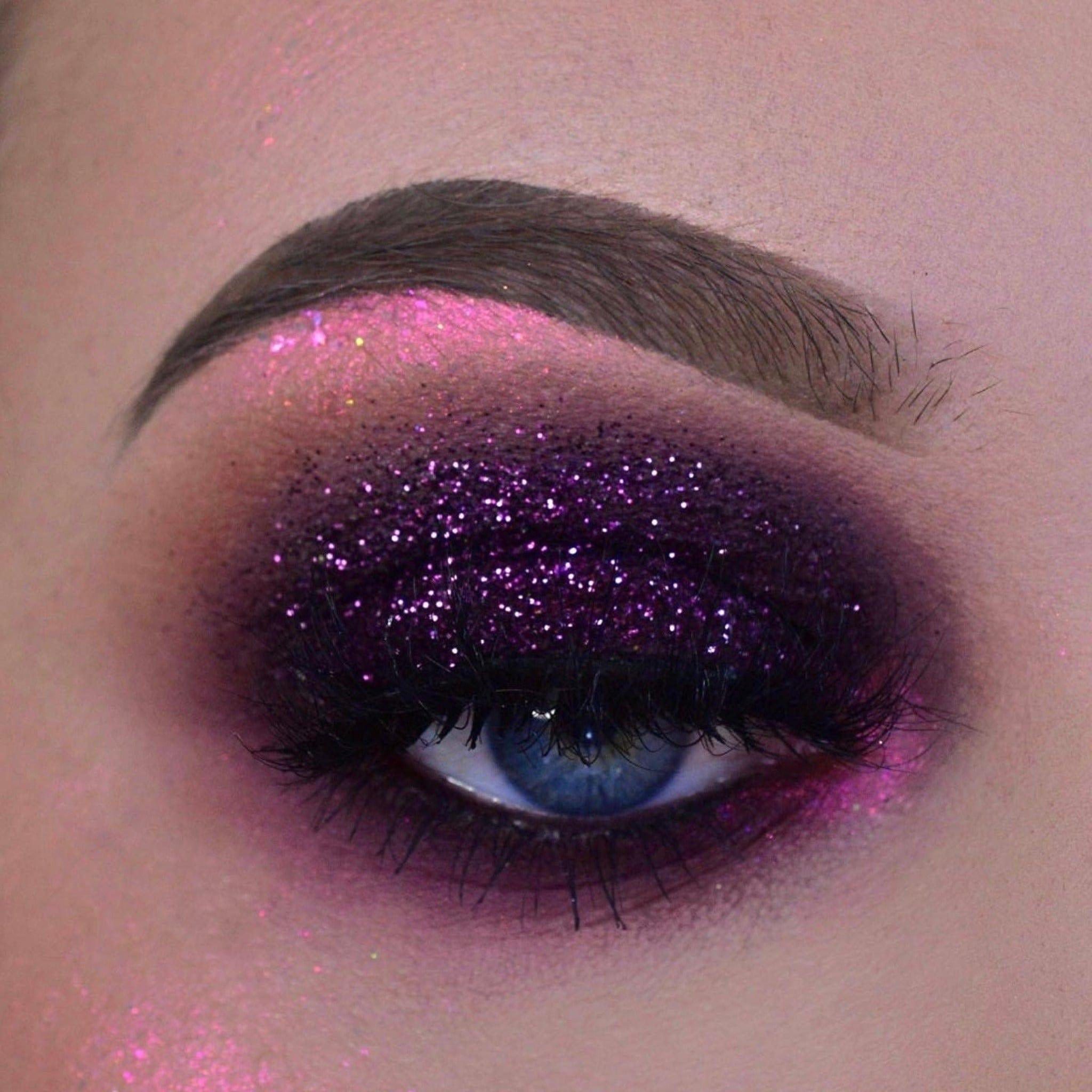 Pro Glitz X @dreamingofeyeshadow - Sugarplum Glitter Dust - Pro GLITZ, Fine glitter, glitter dust, cosmetic glitter, eye glitter, eyeshadow glitter, eye safe glitter, glitter eyeshadow, best glitter, uk glitter, nail glitter, hair glitter, glitter nails, burgundy glitter, pink glitter, glitter tattoo kit, glitter tattoos, festival glitter, face glitter, body glitter, vegan, cruelty free glitter, makeup glitter, eye makeup, sparkly makeup, glam makeup, eyeshadow palette