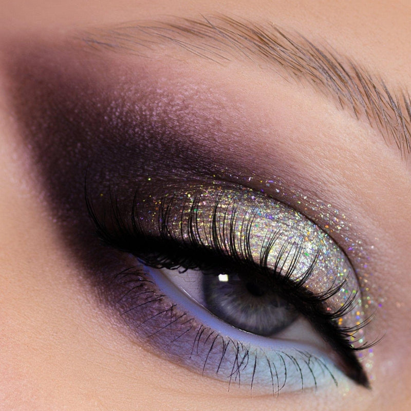 Pro Glitz Chandelier , proglitz Uk, Holochrome,  Iridescent base  Gold  Green  Blue  Rainbow Holo eye, eyeshadow, multichrome, multi chrome, duochrome, duo chrome, holographic, eye makeup, best chrome eyeshadow, chrome nails, chameleon, party makeup, glam look, eyeshadow palette, glitter eyeshadow, best eyeshadow palette, pat mcgrath, sparkly eyeshadow, holo makeup, holographic pigment, best eyeshadow, best multichrome eyeshadow, karla cosmetics, best duochrome, liquid multichrome, silver