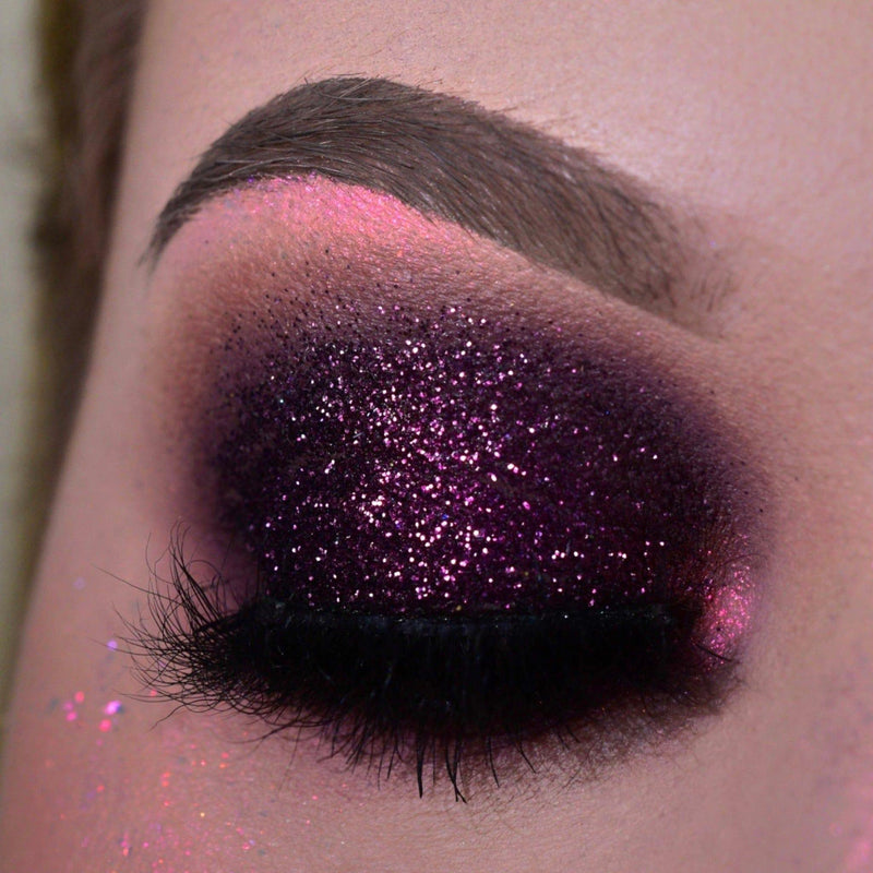 Pro Glitz X @dreamingofeyeshadow - Sugarplum Glitter Dust - Pro GLITZ, Fine glitter, glitter dust, cosmetic glitter, eye glitter, eyeshadow glitter, eye safe glitter, glitter eyeshadow, best glitter, uk glitter, nail glitter, hair glitter, glitter nails, burgundy glitter, pink glitter, glitter tattoo kit, glitter tattoos, festival glitter, face glitter, body glitter, vegan, cruelty free glitter, makeup glitter, eye makeup, sparkly makeup, glam makeup, eyeshadow palette